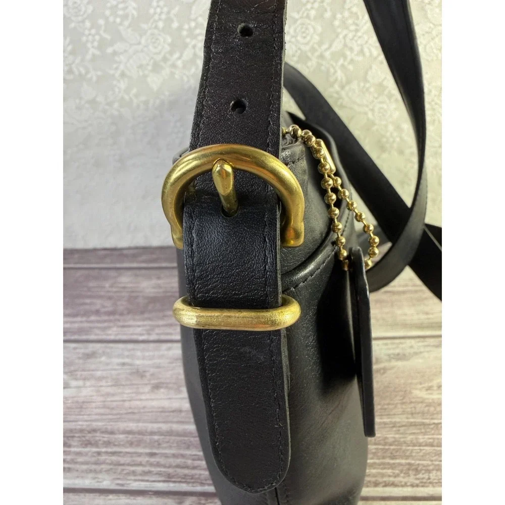 Vintage‎ COACH Equestrian Slim Crossbody Shoulder Bag Black Leather